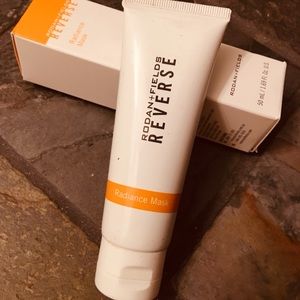 Rodan and Fields Reverse Radiance Mask